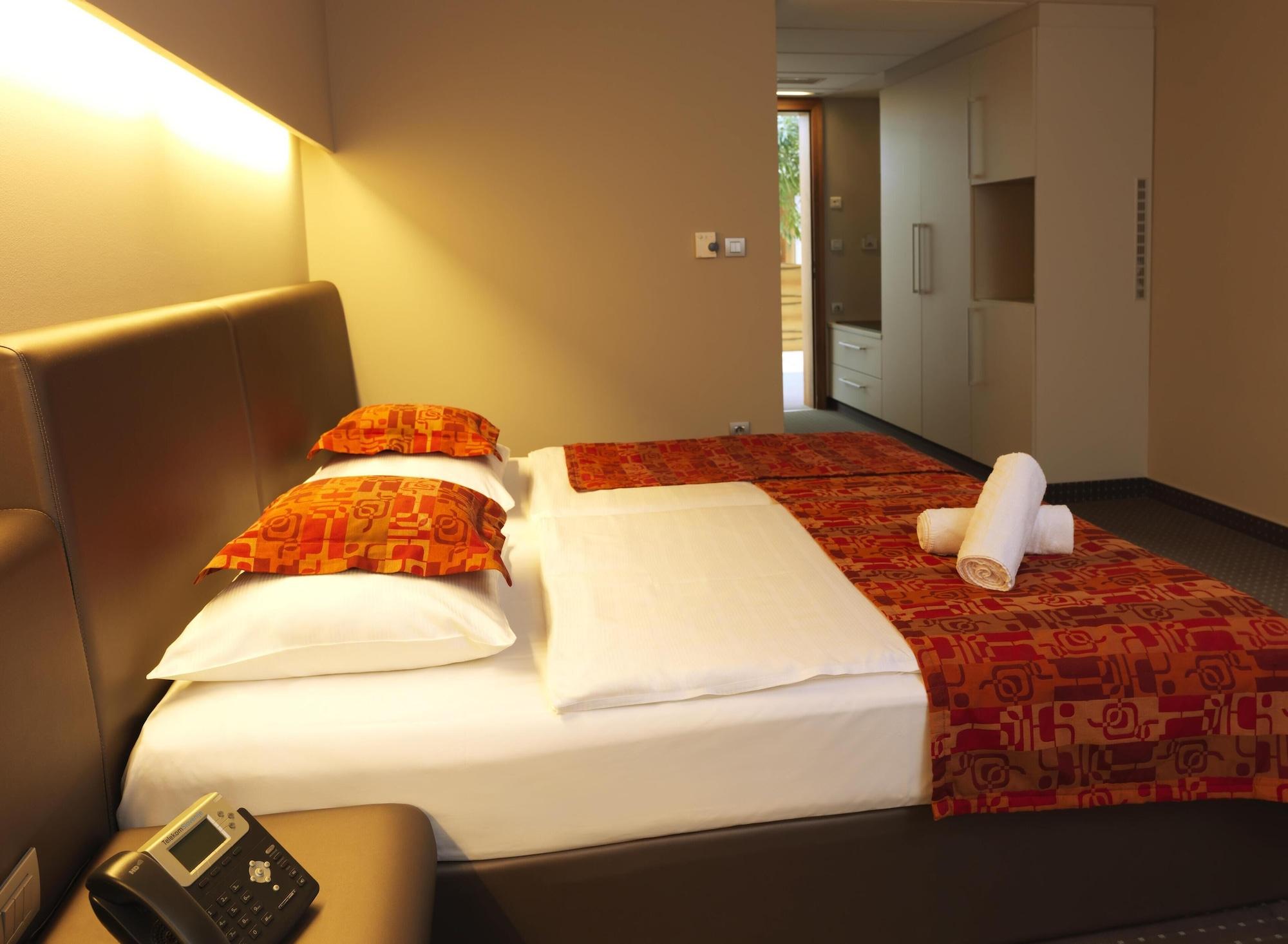 Hotel Thermana Park Lasko**** Superior Luaran gambar