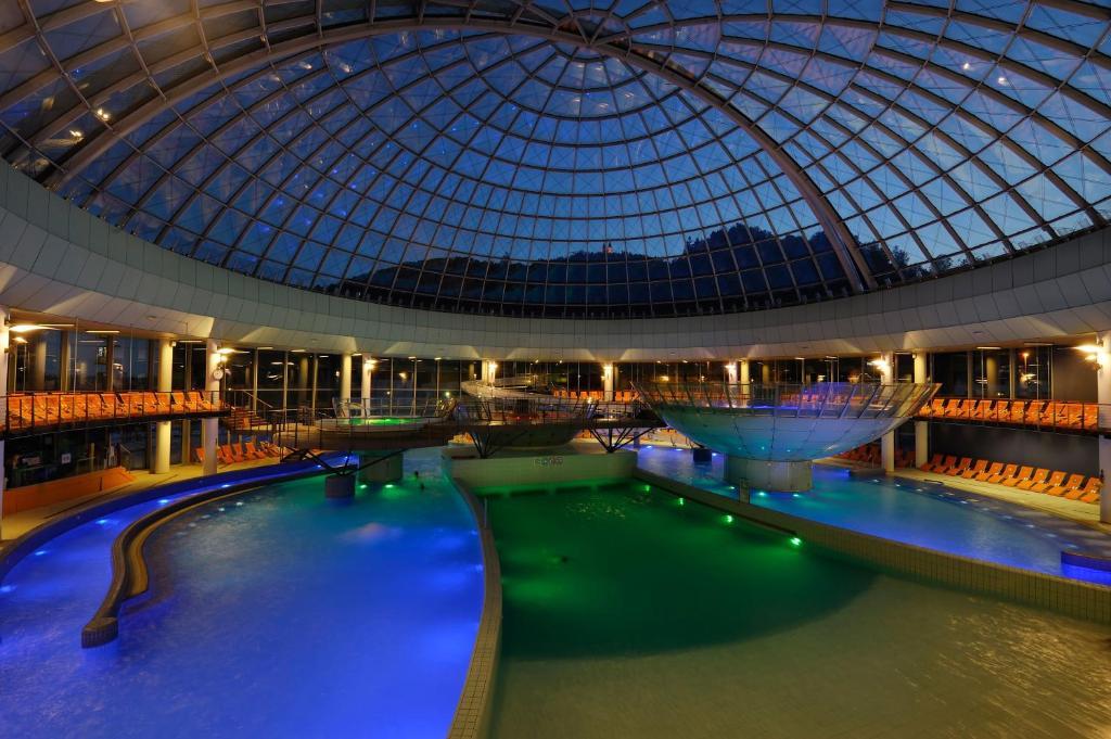 Hotel Thermana Park Lasko**** Superior Luaran gambar