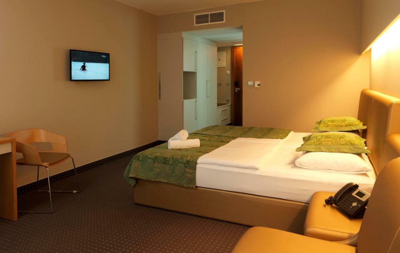 Hotel Thermana Park Lasko**** Superior Luaran gambar